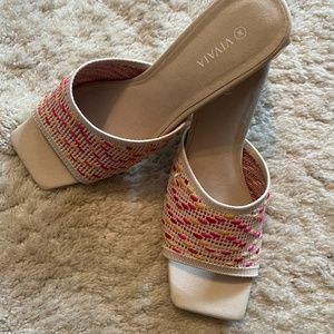 Vivaia summer block heel sandal like new